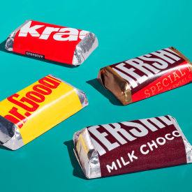 HERSHEY'S Miniatures Chocolate Candy Assortment 17.6 oz 24600427